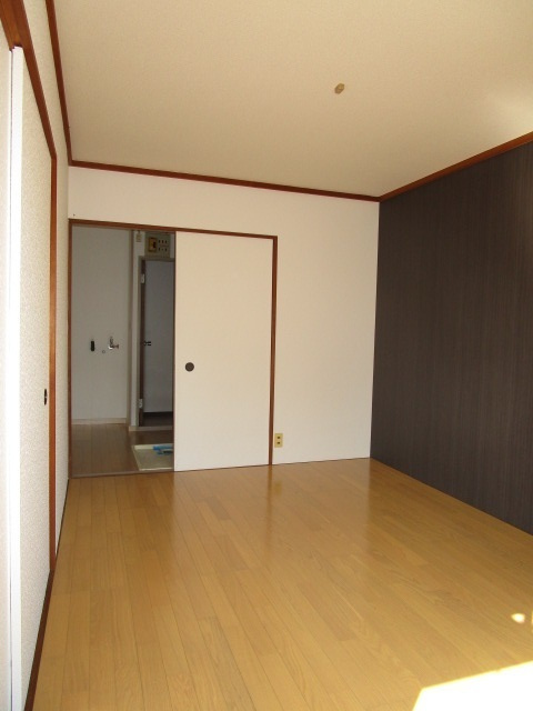 ケーエム不動産アパート写真