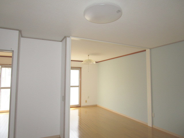 ケーエム不動産アパート写真