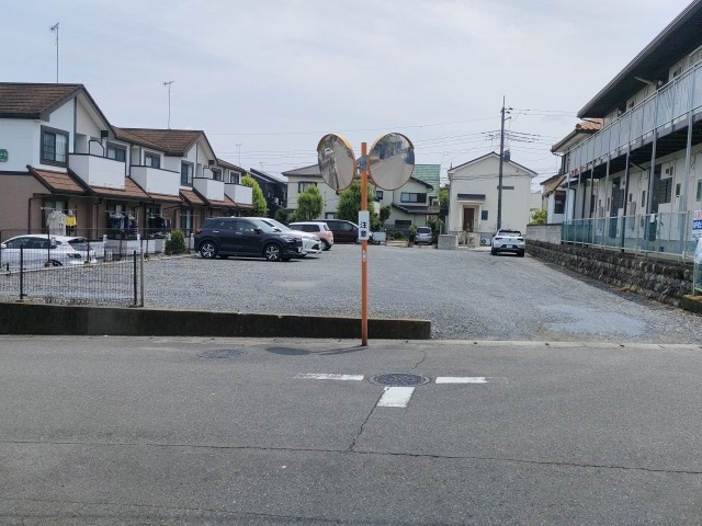 上柴駐車場